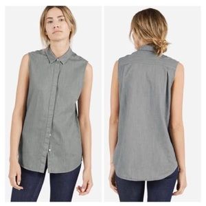 everlane poplin sleeveless button shirt gray